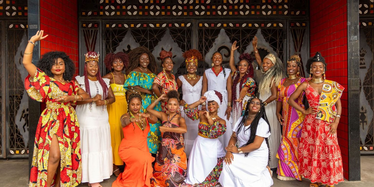 ba:-curuzu-recebe-noite-da-beleza-negra-para-escolha-da-deusa-do-ebano