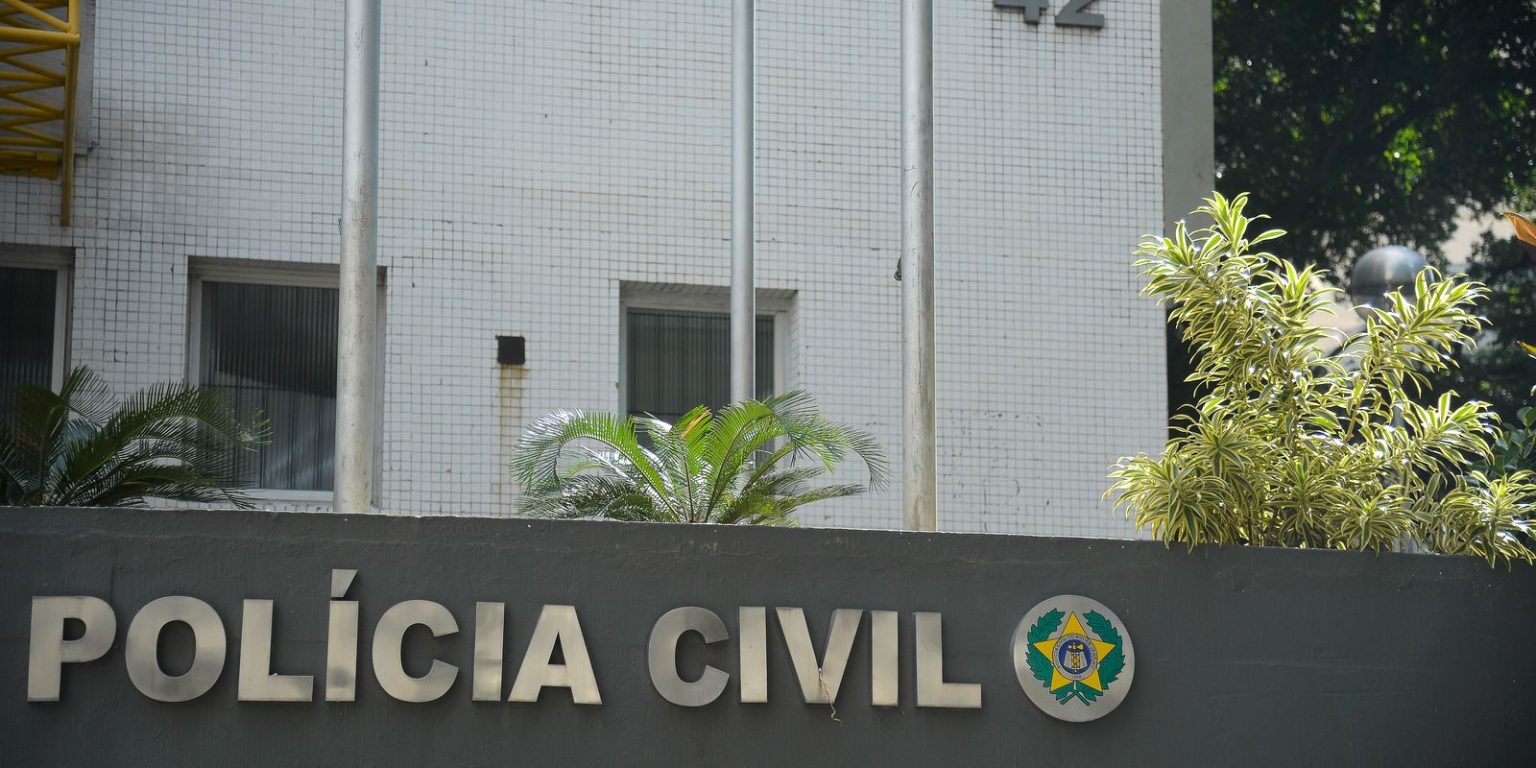 Polícia Civil prende 448 foragidos por roubo, latrocínio e receptação policia-civil-prende-448-foragidos-por-roubo,-latrocinio-e-receptacao