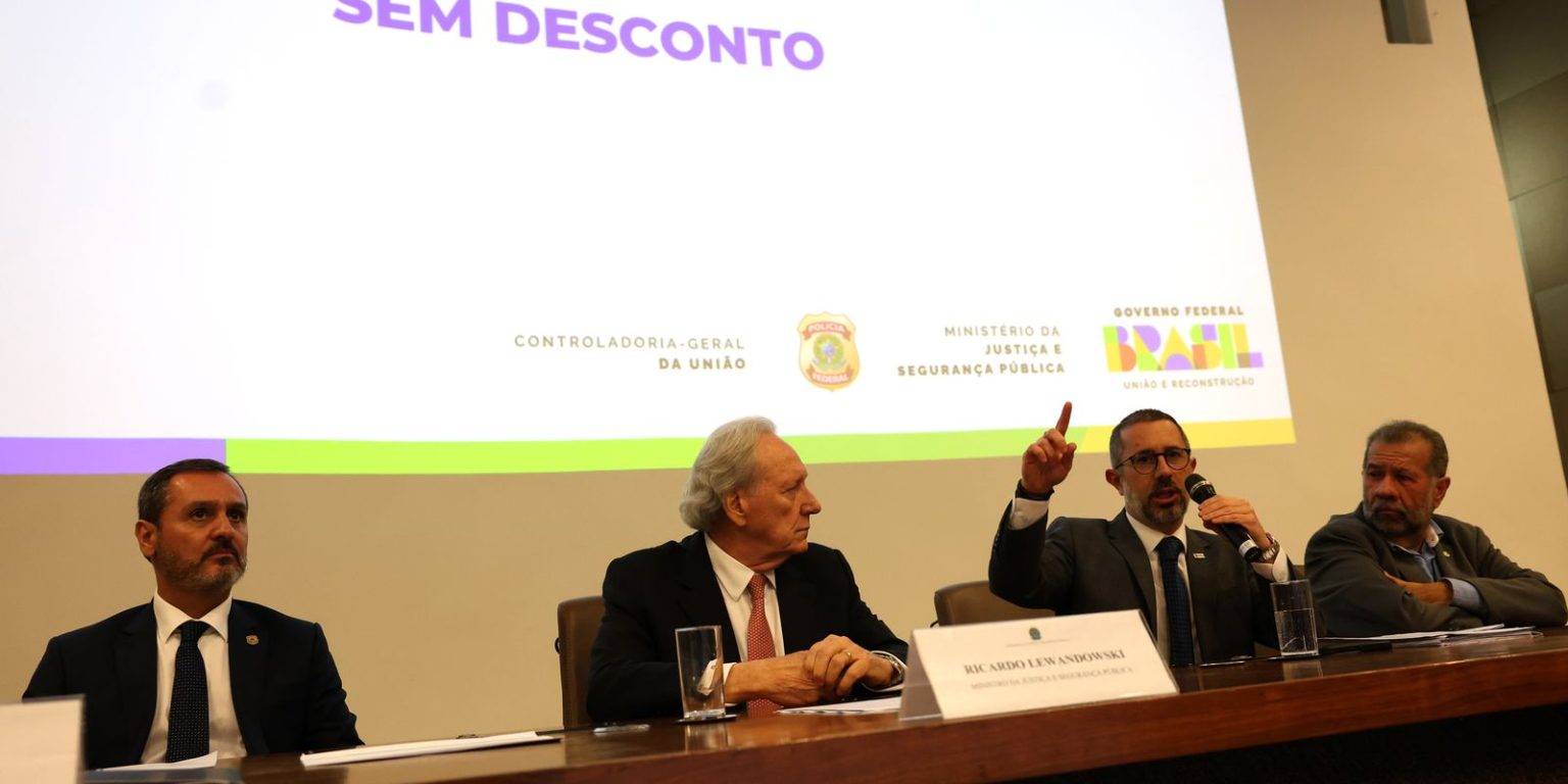 governo-suspende-autorizacao-para-cobranca-de-mensalidade-associativa