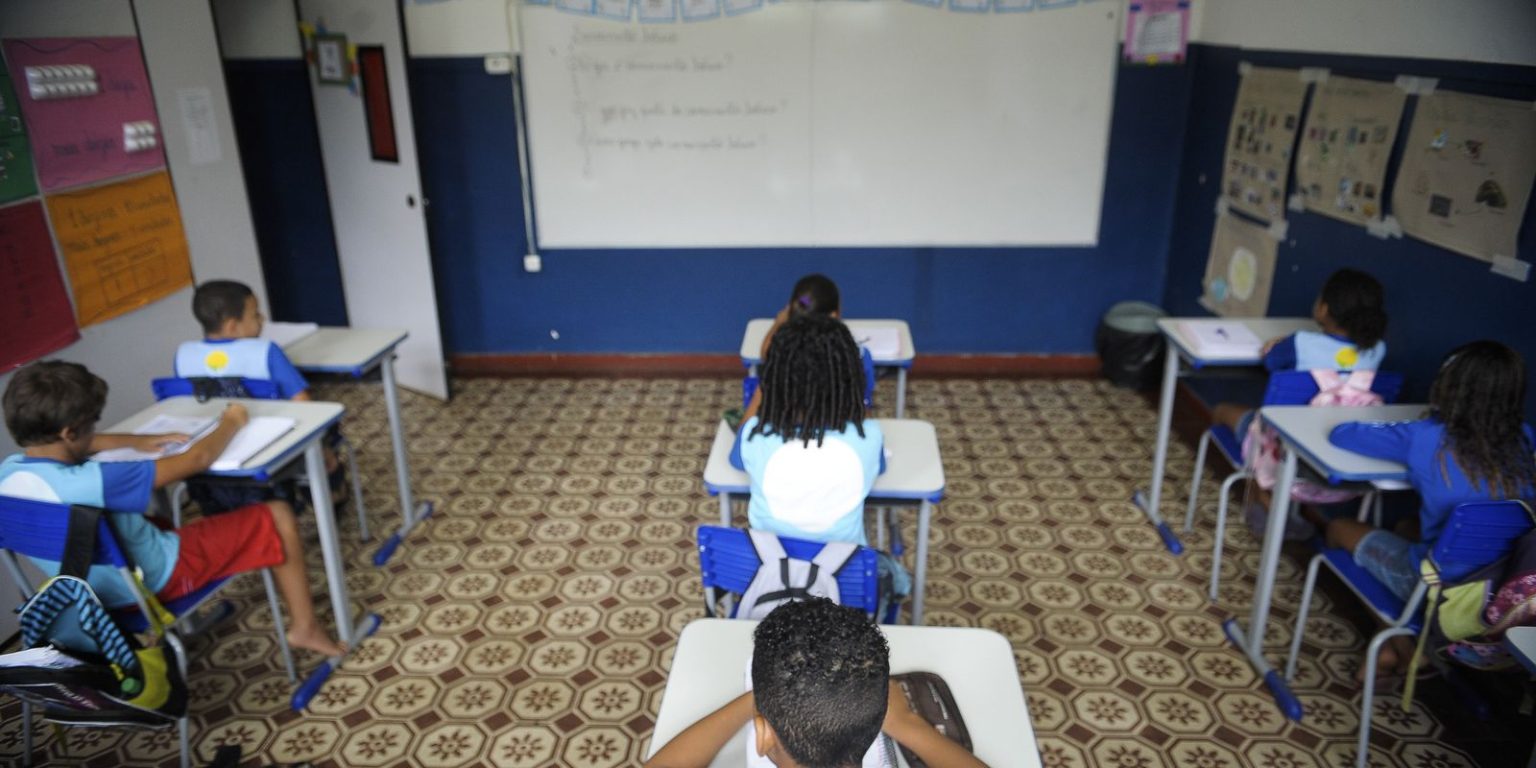 ong-acao-educativa-lanca-edital-para-projetos-de-igualdade-de-genero