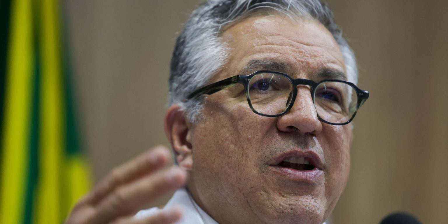 brasil-deve-chegar-a-635,7-mil-medicos-em-2025;-mulheres-sao-maioria