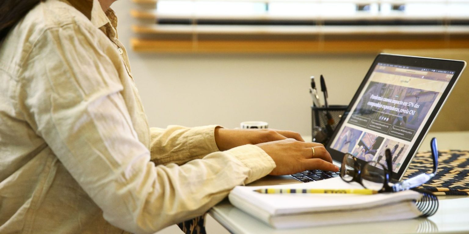 pesquisa-revela-condicoes-precarias-do-trabalho-remoto-no-mundo