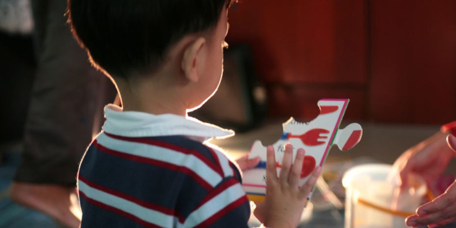 deputados-aprovam-18-de-junho-como-dia-nacional-do-orgulho-autista