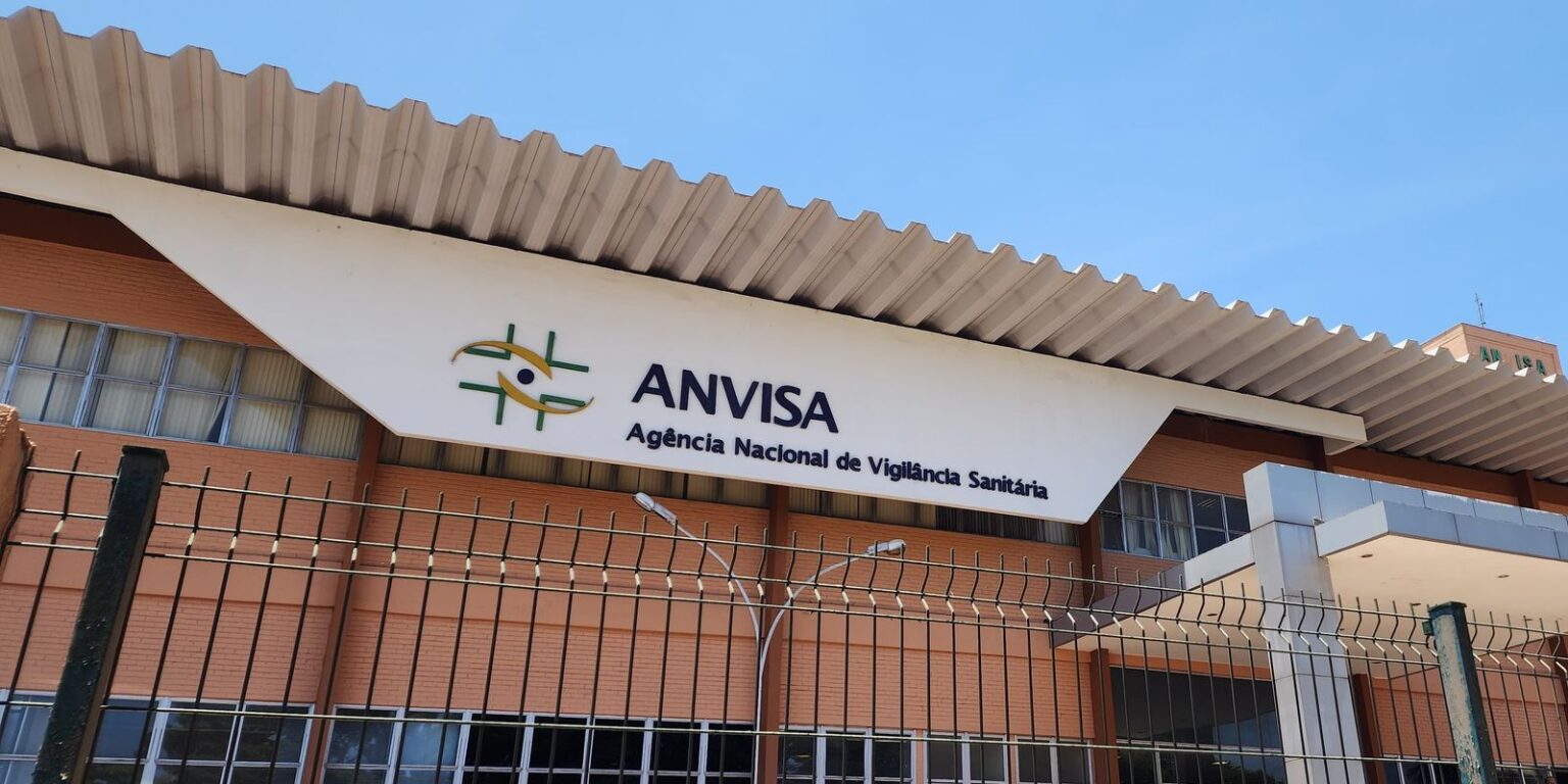 anvisa-proibe-comercializacao-de-medicamentos-e-complemento-alimentar