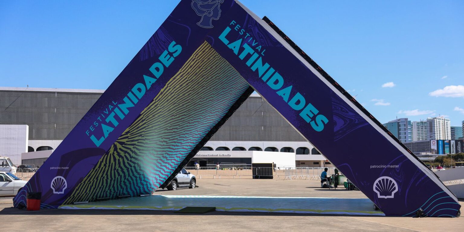 exposicao-“alumbramento”-abre-o-festival-latinidades,-em-brasilia