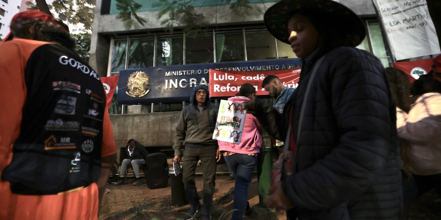 mst-ocupa-superintendencia-do-incra-em-sao-paulo