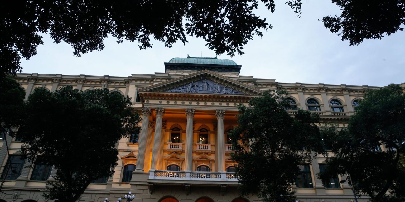 Prêmio Literário da Biblioteca Nacional recebe inscrições até agosto premio-literario-da-biblioteca-nacional-recebe-inscricoes-ate-agosto