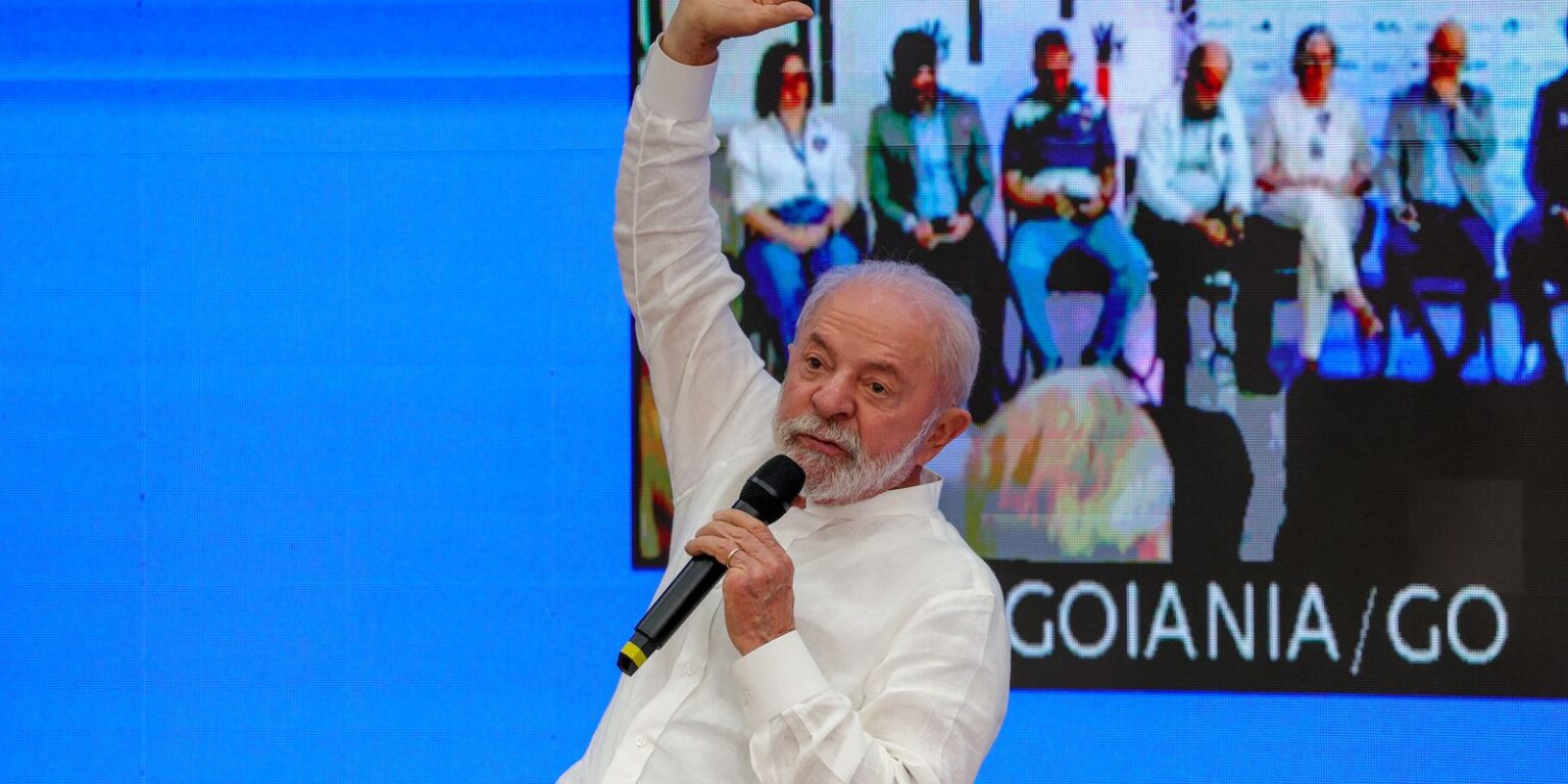lula-lembra-covid-e-diz-que-saude-nao-tem-esquerda-ou-direita
