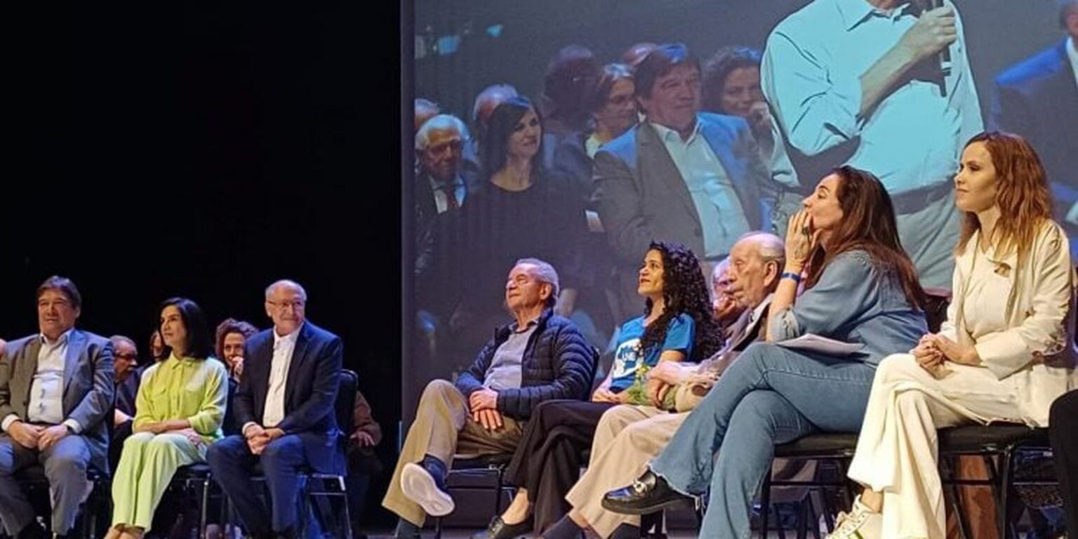 ato-em-sp-condena-anistia-e-defende-democracia-e-soberania-nacional