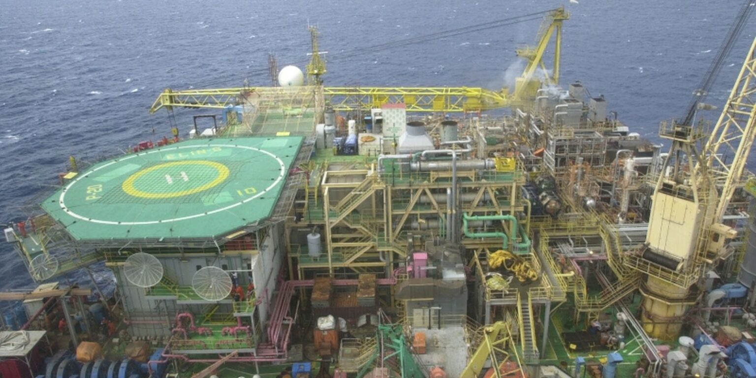 Mesmo com vazamento sanado, plataforma da Petrobras segue sem produção mesmo-com-vazamento-sanado,-plataforma-da-petrobras-segue-sem-producao