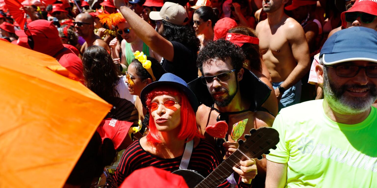 rio-espera-receber-6,8-milhoes-de-folioes-apenas-em-blocos-de-rua