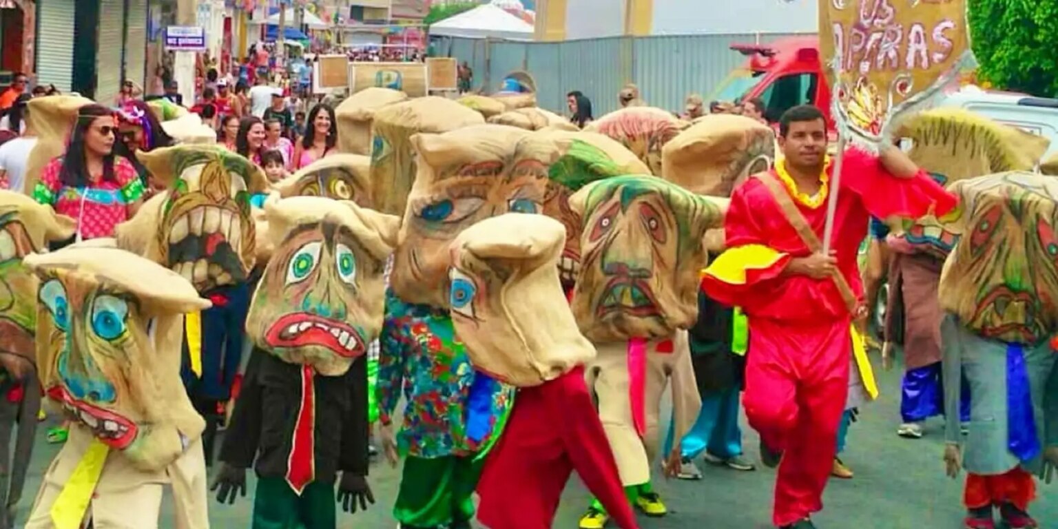 em-pernambuco,-carnaval-segue-com-opcoes-para-folioes-inimigos-do-fim