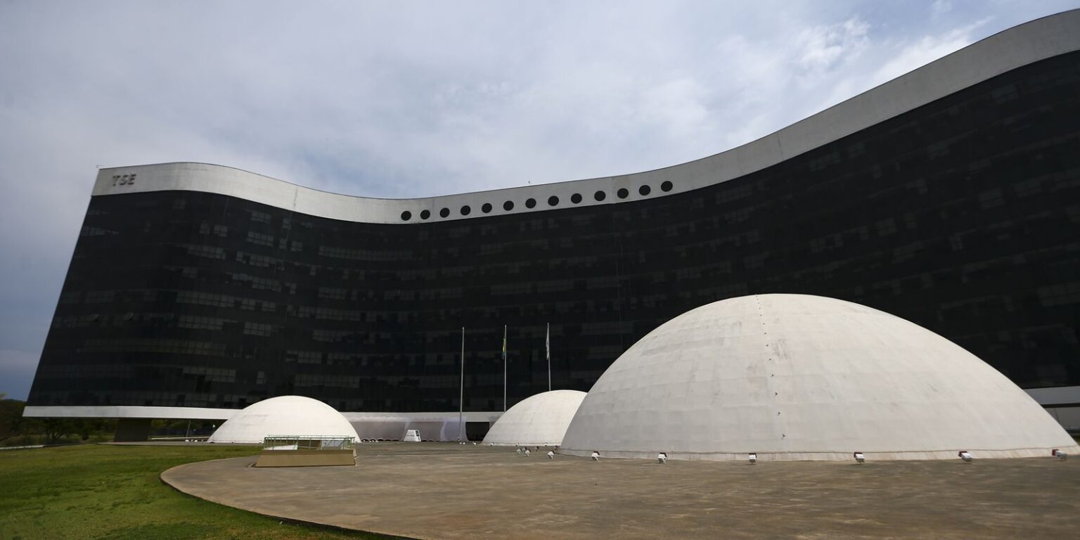IA pode gerar mais fake news nas eleições, alertam especialistas ia-pode-gerar-mais-fake-news-nas-eleicoes,-alertam-especialistas