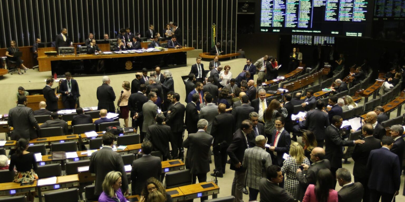 Municípios inadimplentes poderão receber recursos federais municipios-inadimplentes-poderao-receber-recursos-federais