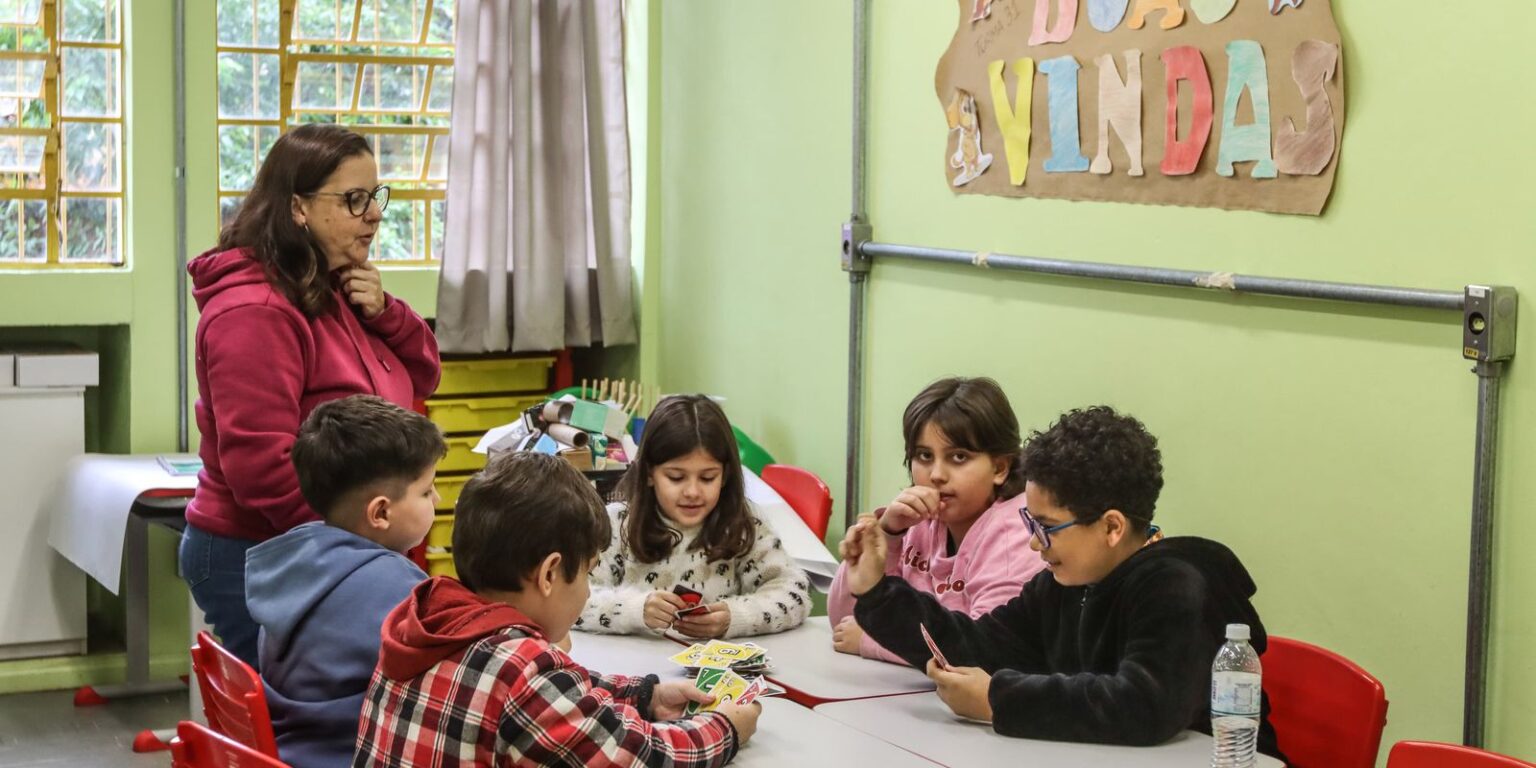 Senado aprova projeto que cria política para estudantes superdotados senado-aprova-projeto-que-cria-politica-para-estudantes-superdotados