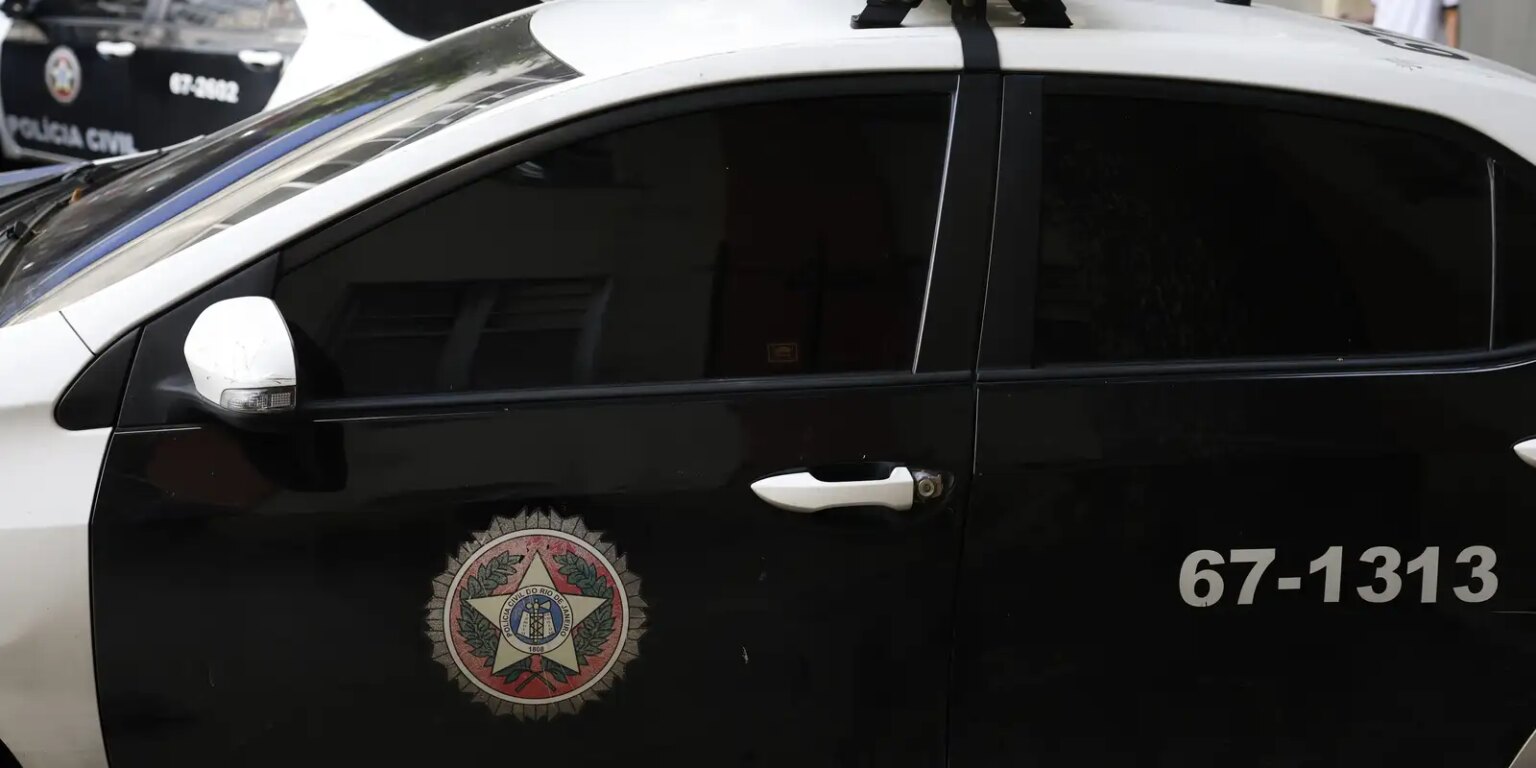 RJ: líder do Comando Vermelho que coordenava roubo de cargas é preso rj:-lider-do-comando-vermelho-que-coordenava-roubo-de-cargas-e-preso